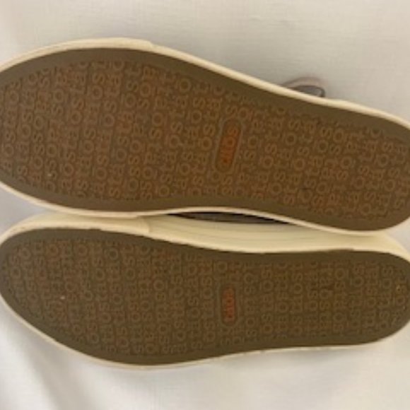 Taos Size 7 Gray Wash Canvas Lace up Sneaker - Picture 5 of 6